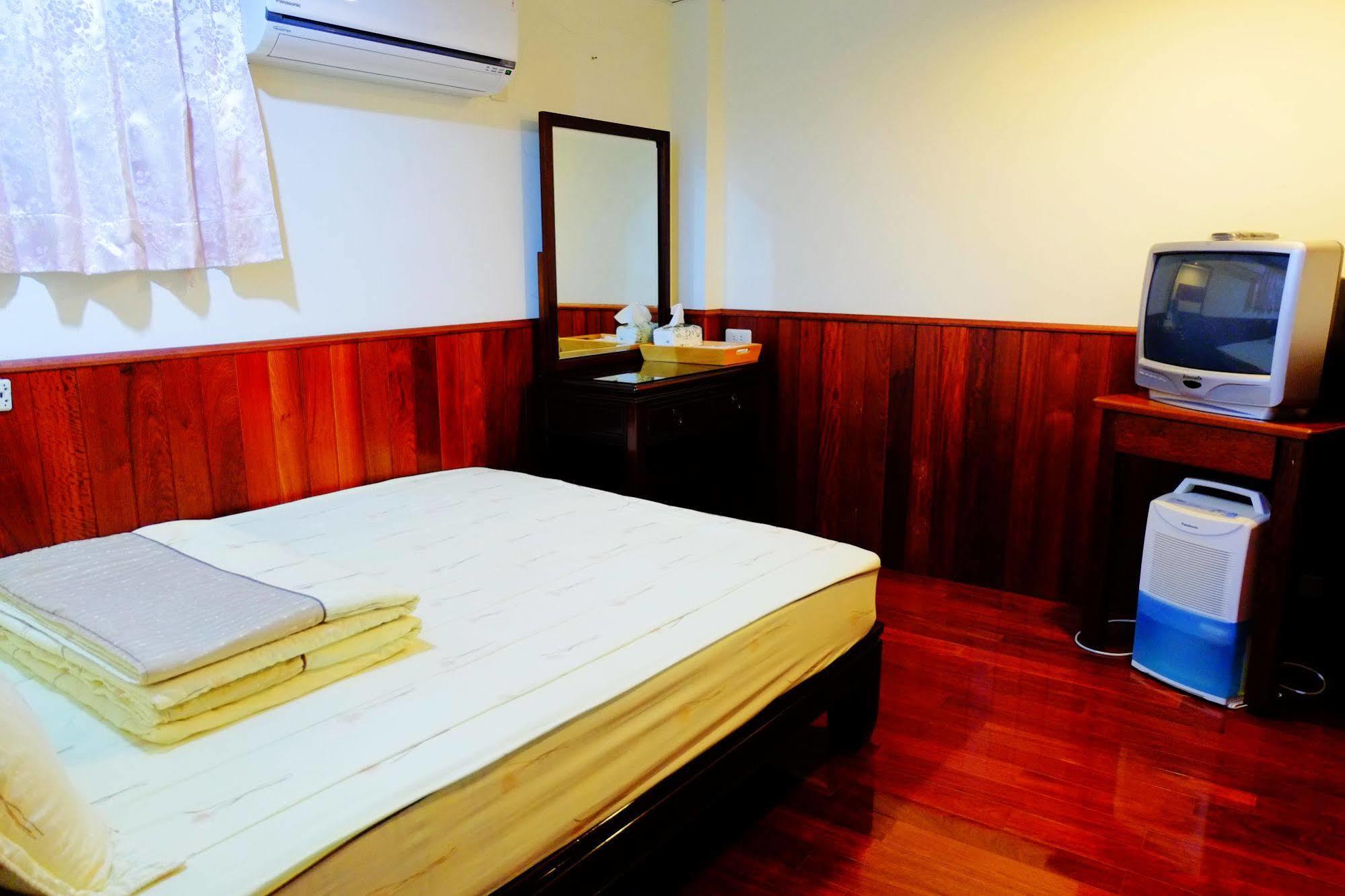 Dragon Inn New Taipei City Exterior photo
